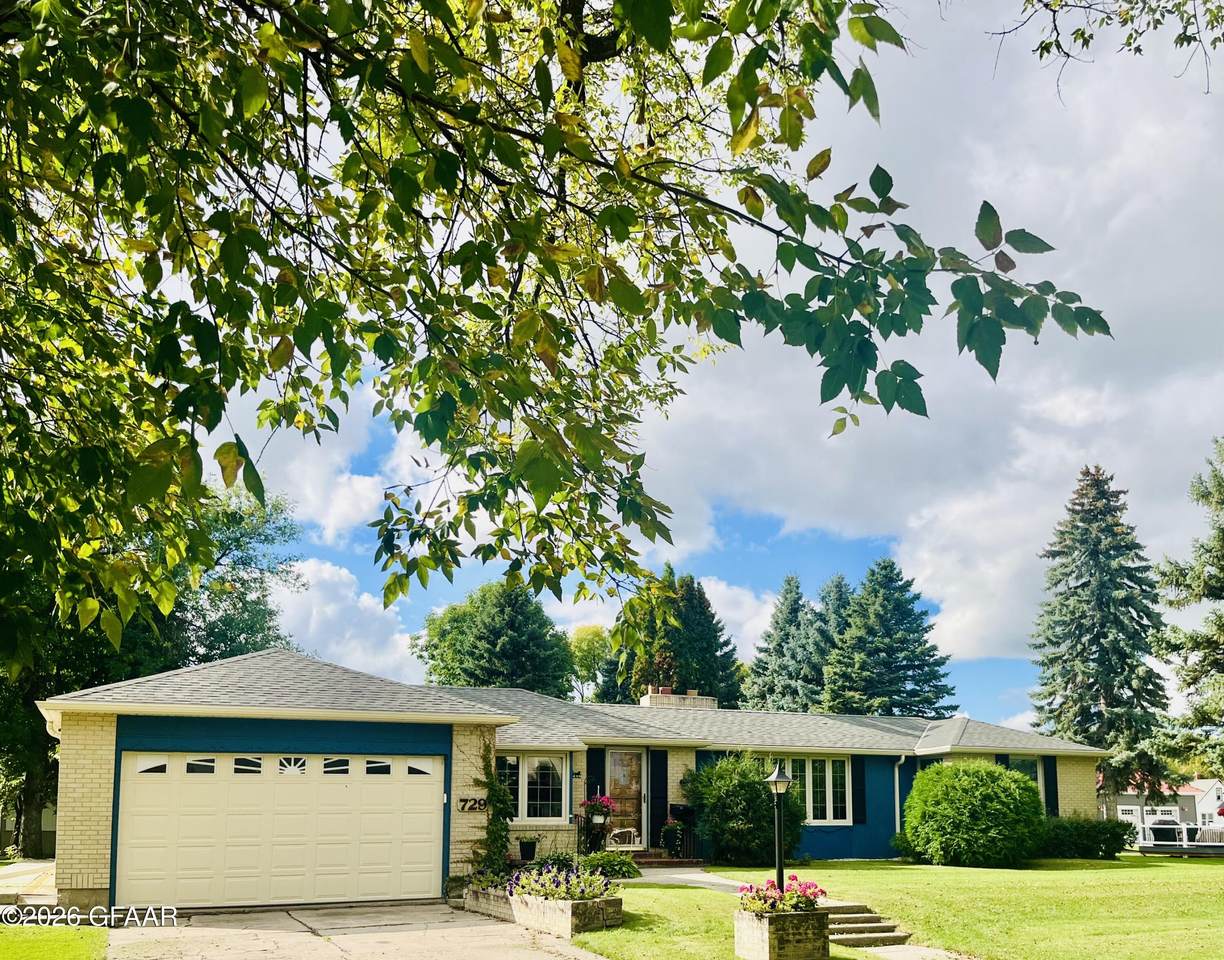 729 Western Avenue - Photo 1
