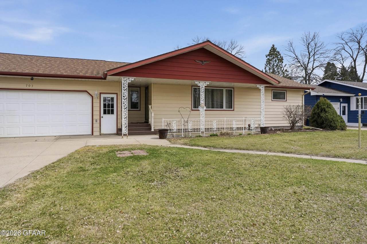 https://bt-photos.global.ssl.fastly.net/grandforks/1280_boomver_1_26-559-2.jpg