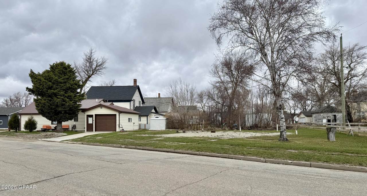 https://bt-photos.global.ssl.fastly.net/grandforks/1280_boomver_1_26-568-2.jpg