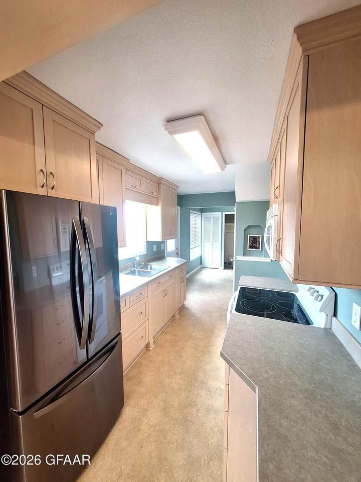 https://bt-photos.global.ssl.fastly.net/grandforks/1280_boomver_1_26-623-2.jpg
