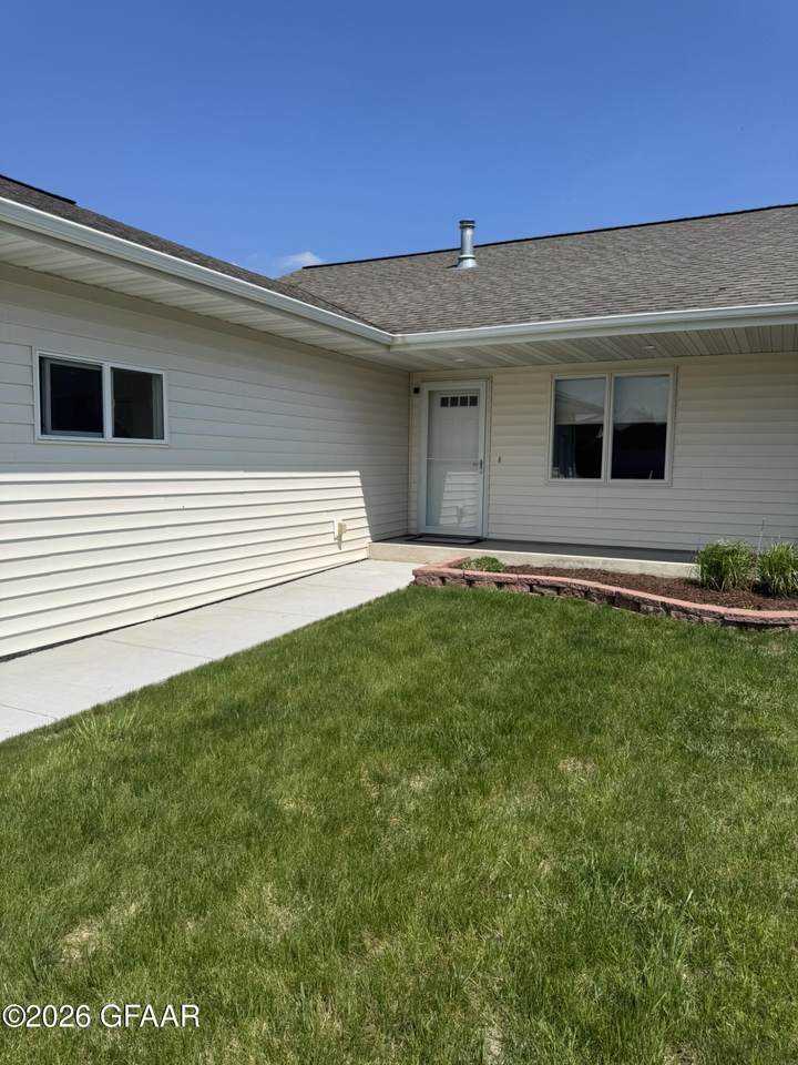 https://bt-photos.global.ssl.fastly.net/grandforks/1280_boomver_1_26-704-2.jpg