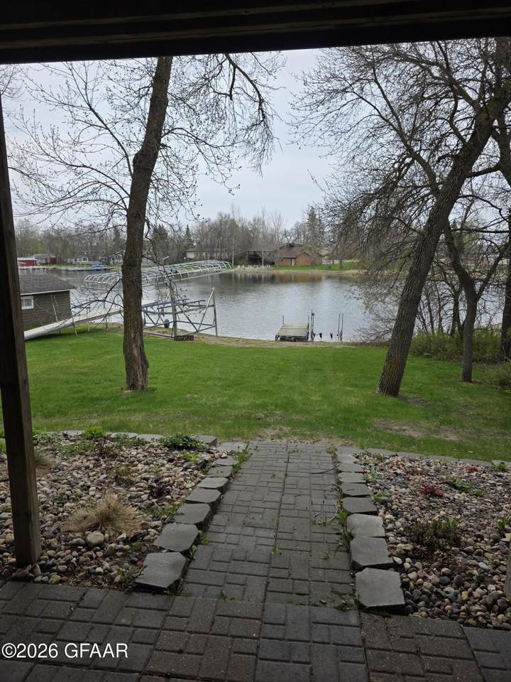 https://bt-photos.global.ssl.fastly.net/grandforks/1280_boomver_1_26-744-2.jpg