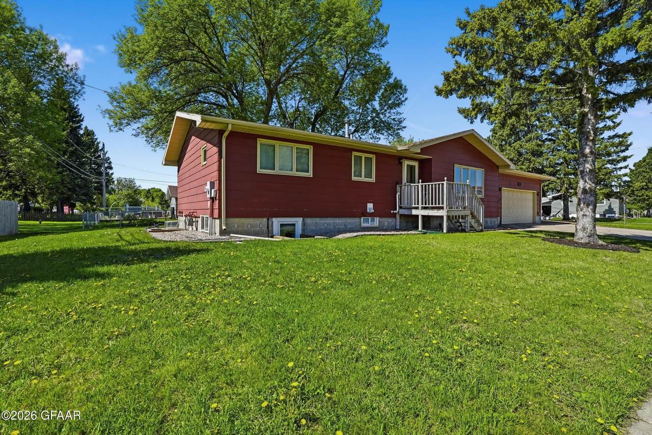 https://bt-photos.global.ssl.fastly.net/grandforks/1280_boomver_1_26-750-2.jpg