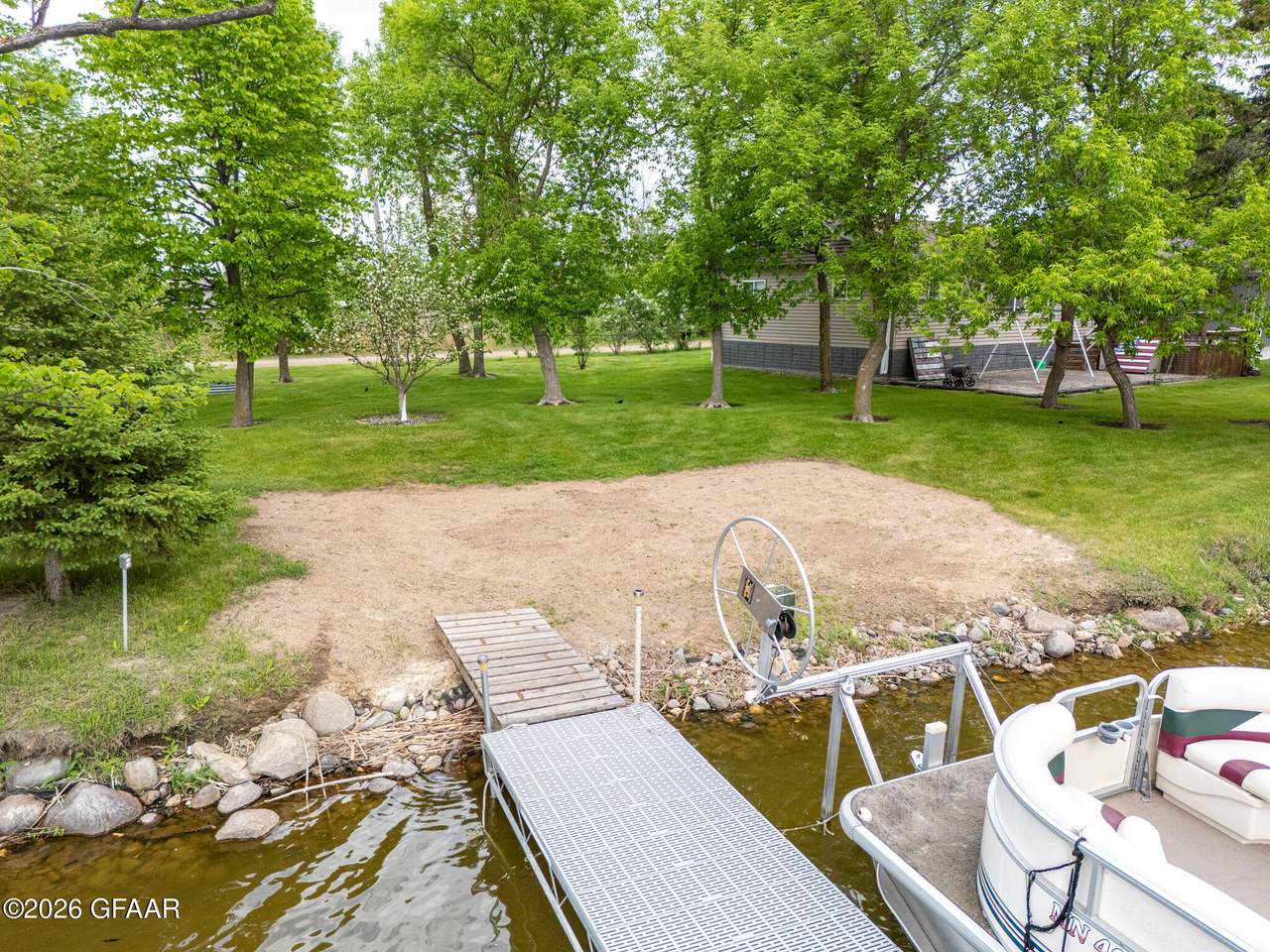 https://bt-photos.global.ssl.fastly.net/grandforks/1280_boomver_1_26-754-2.jpg