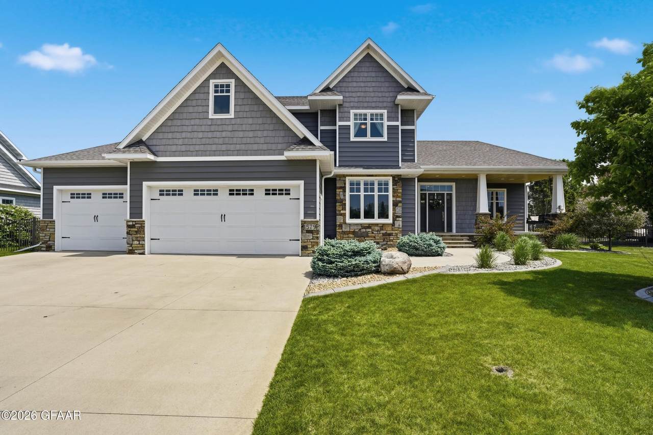 1579 Kings View Drive - Photo 1