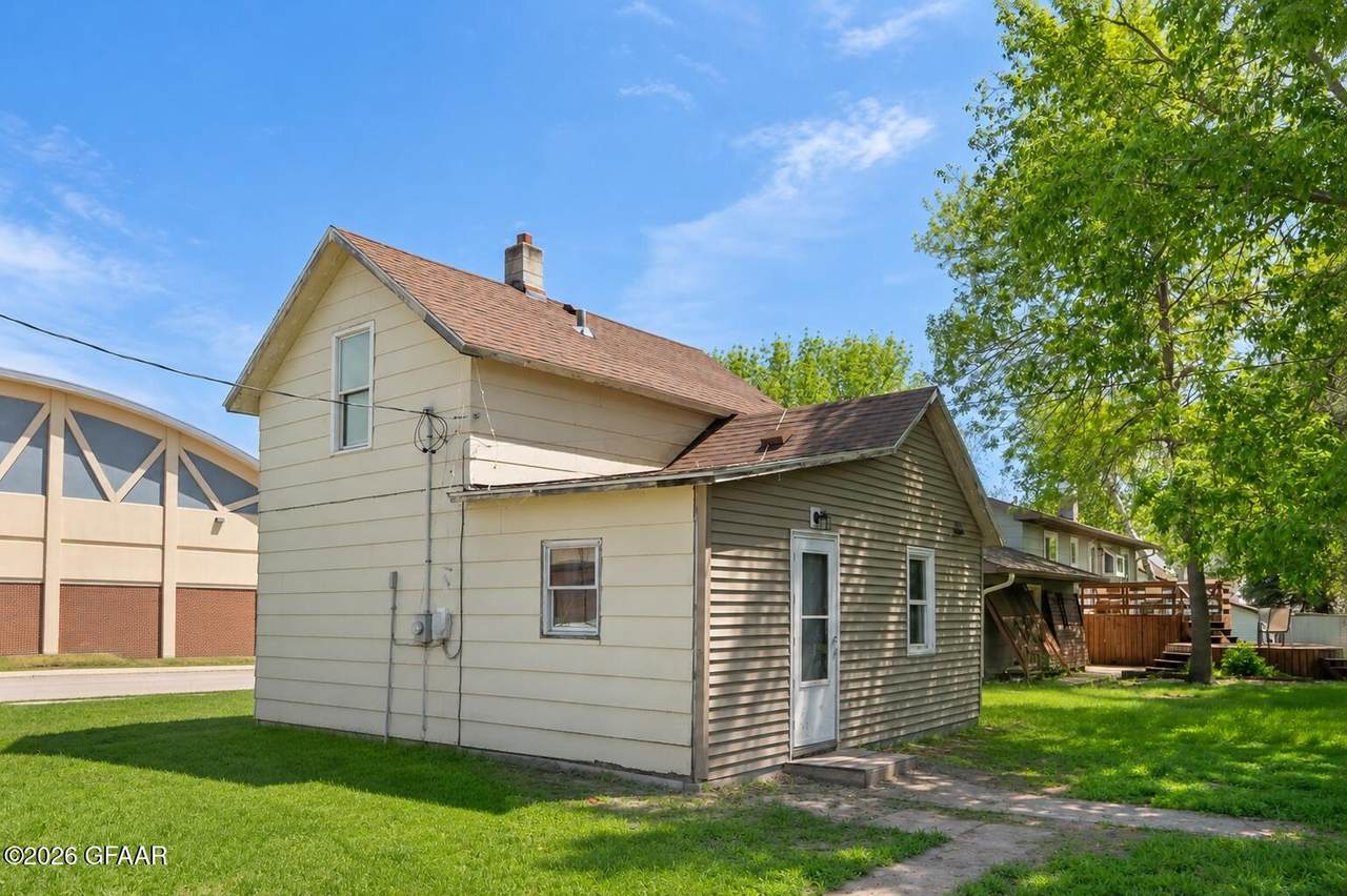 https://bt-photos.global.ssl.fastly.net/grandforks/1280_boomver_1_26-851-2.jpg