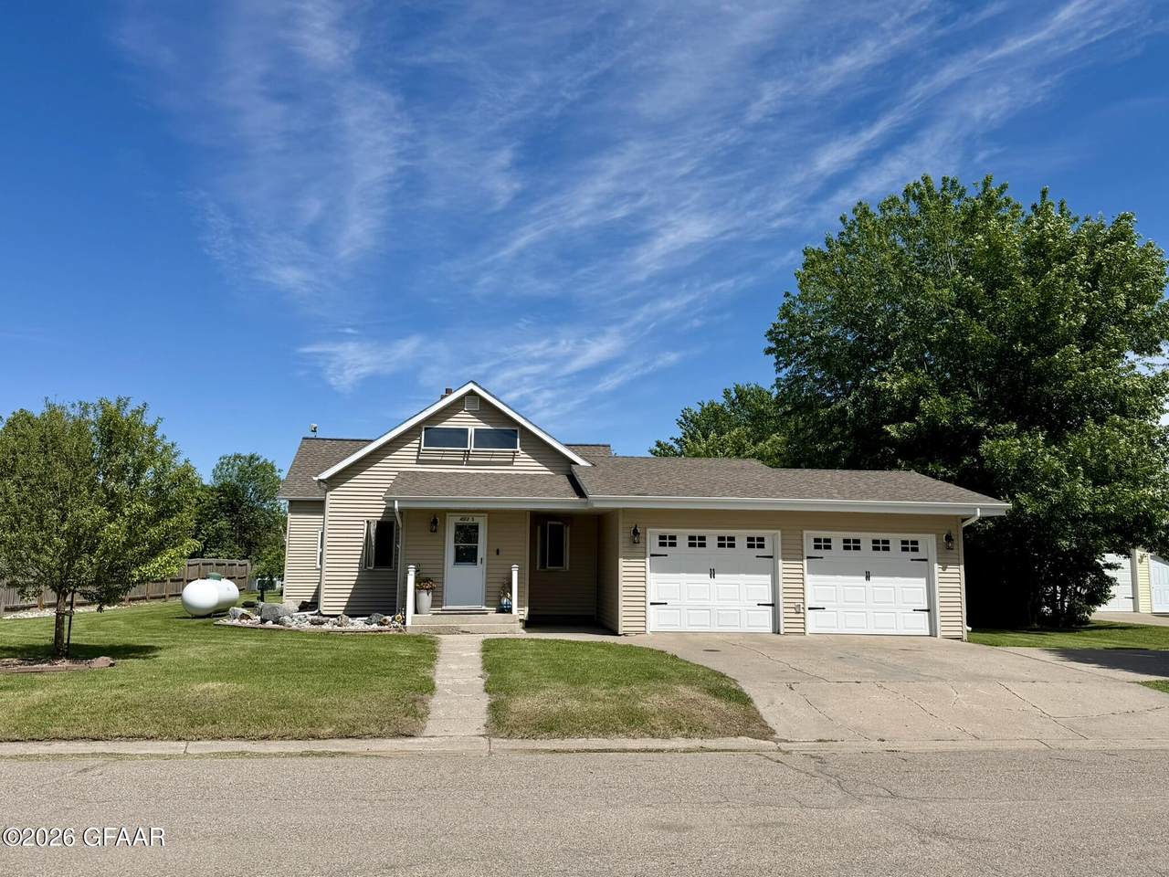 403 S Park Street - Photo 1