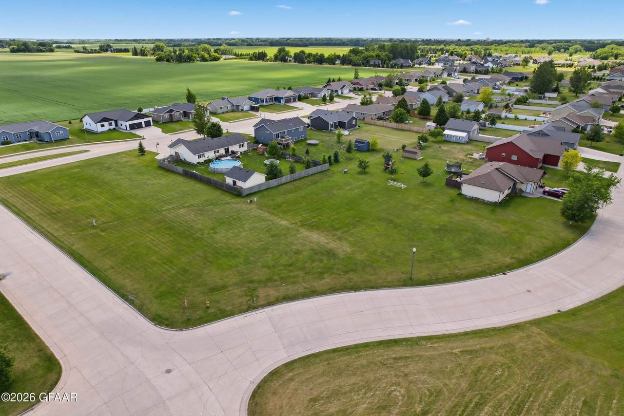 https://bt-photos.global.ssl.fastly.net/grandforks/1280_boomver_1_26-892-2.jpg