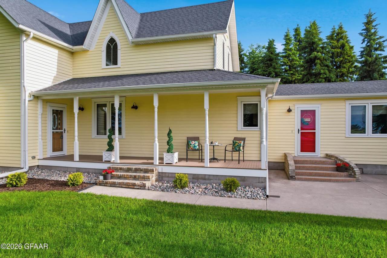 https://bt-photos.global.ssl.fastly.net/grandforks/1280_boomver_1_26-901-2.jpg