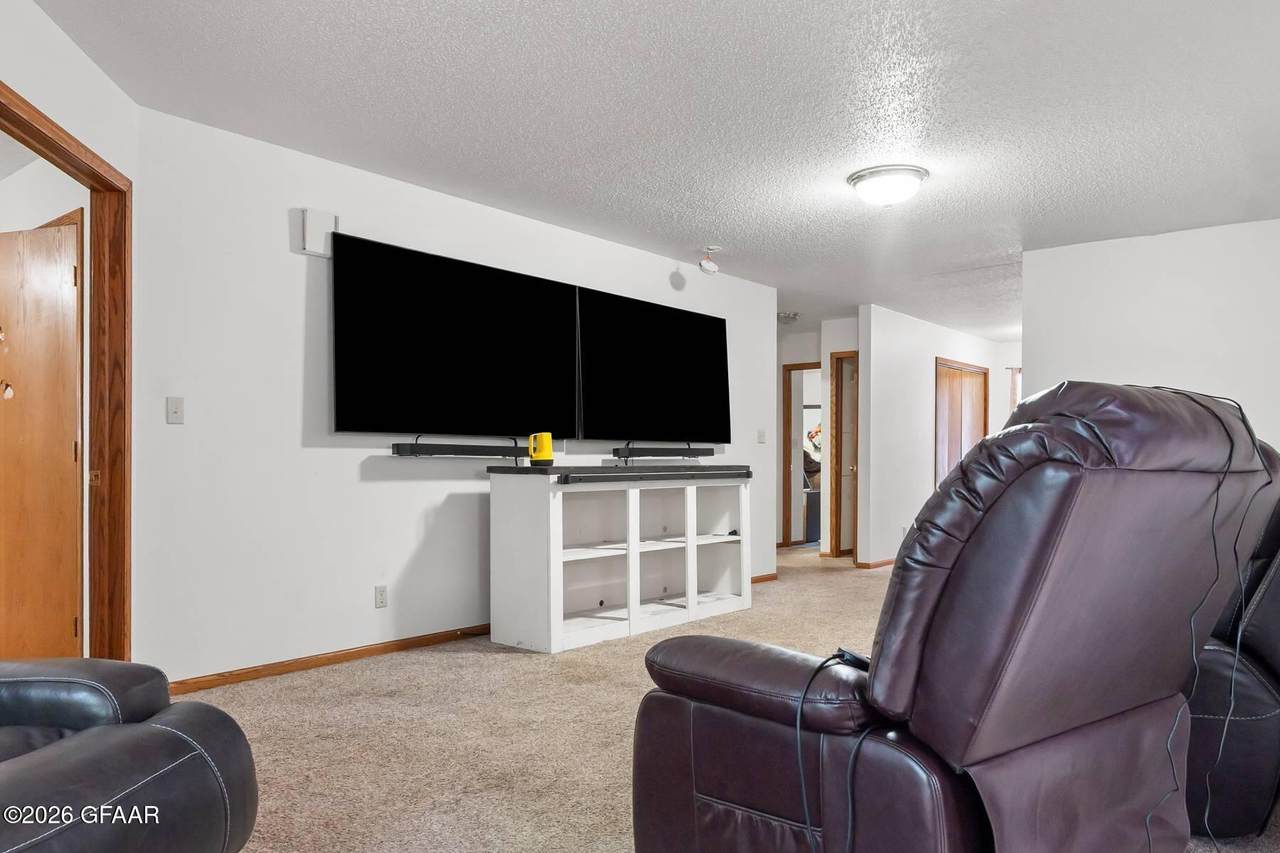 https://bt-photos.global.ssl.fastly.net/grandforks/1280_boomver_1_26-907-2.jpg