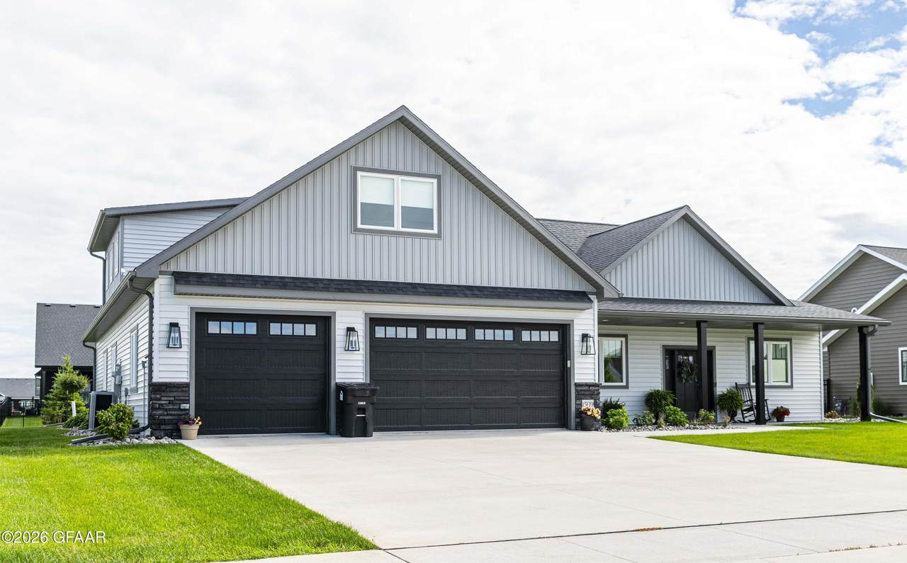 https://bt-photos.global.ssl.fastly.net/grandforks/1280_boomver_1_26-934-2.jpg