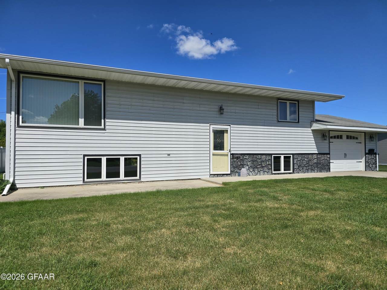 806 Westwood Avenue - Photo 1