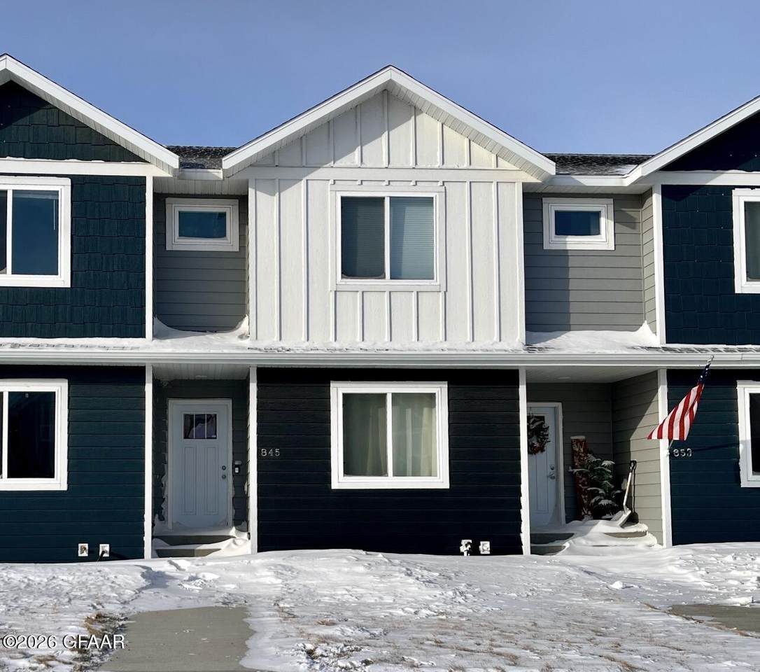 845 Thames Court - Photo 1