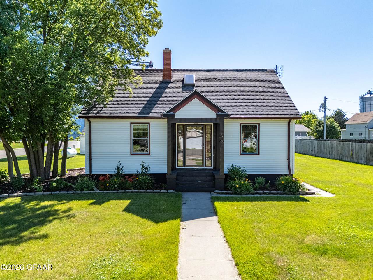 319 Adam Street - Photo 1