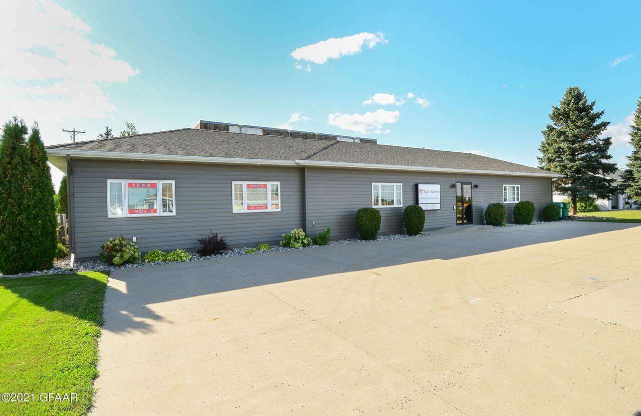229 9TH Avenue - Photo 1