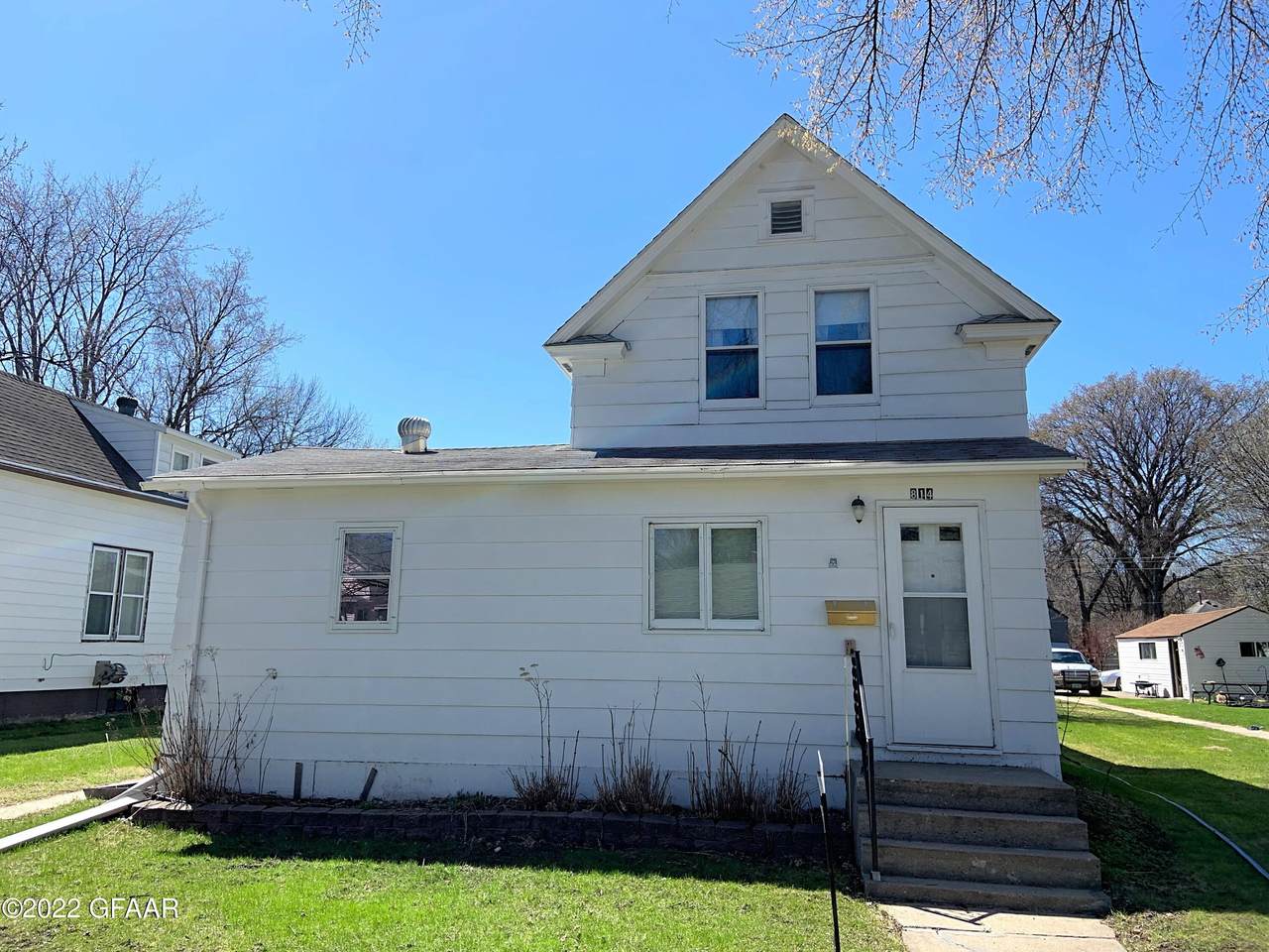 814 Cherry Street - Photo 1