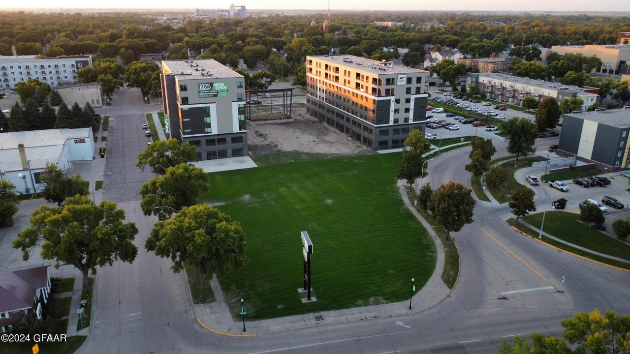 https://bt-photos.global.ssl.fastly.net/grandforks/1280_boomver_1_24-1077-2.jpg