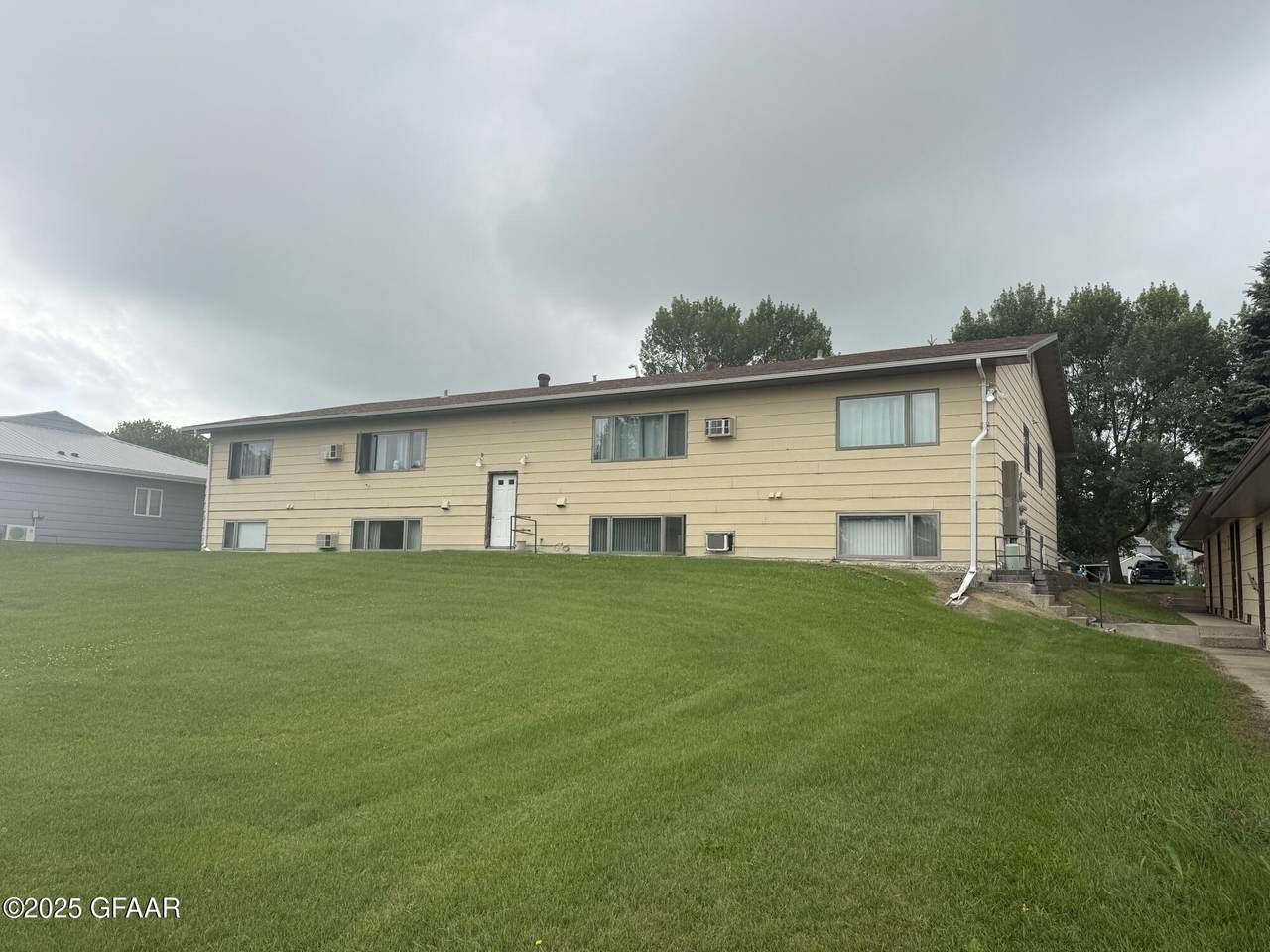 https://bt-photos.global.ssl.fastly.net/grandforks/1280_boomver_2_24-1999-2.jpg