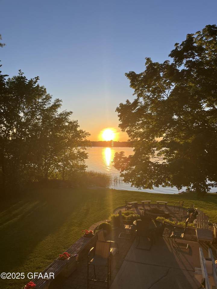 https://bt-photos.global.ssl.fastly.net/grandforks/1280_boomver_1_25-1153-2.jpg