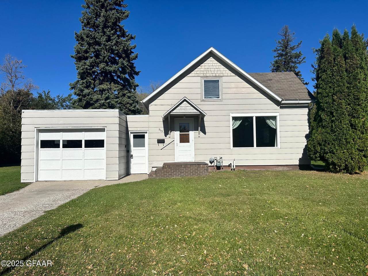 513 Central Avenue - Photo 1