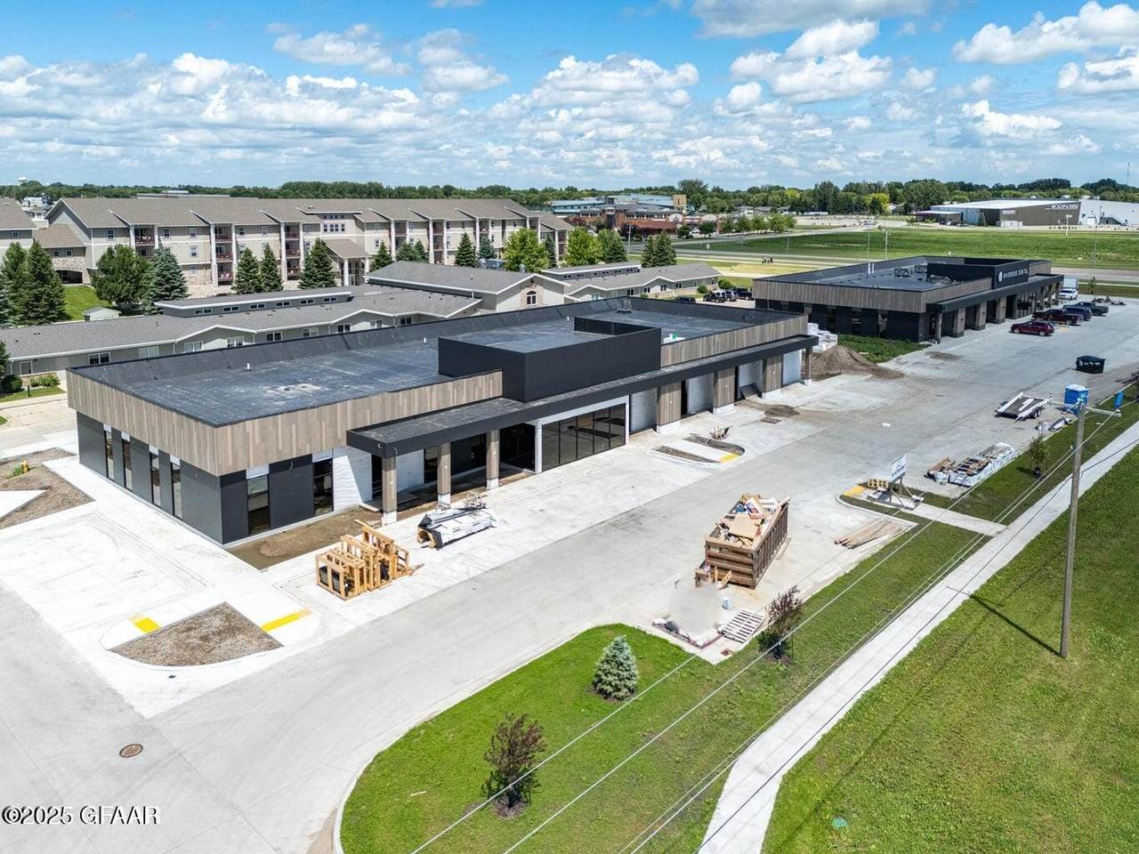 4664 S Washington St - Photo 1