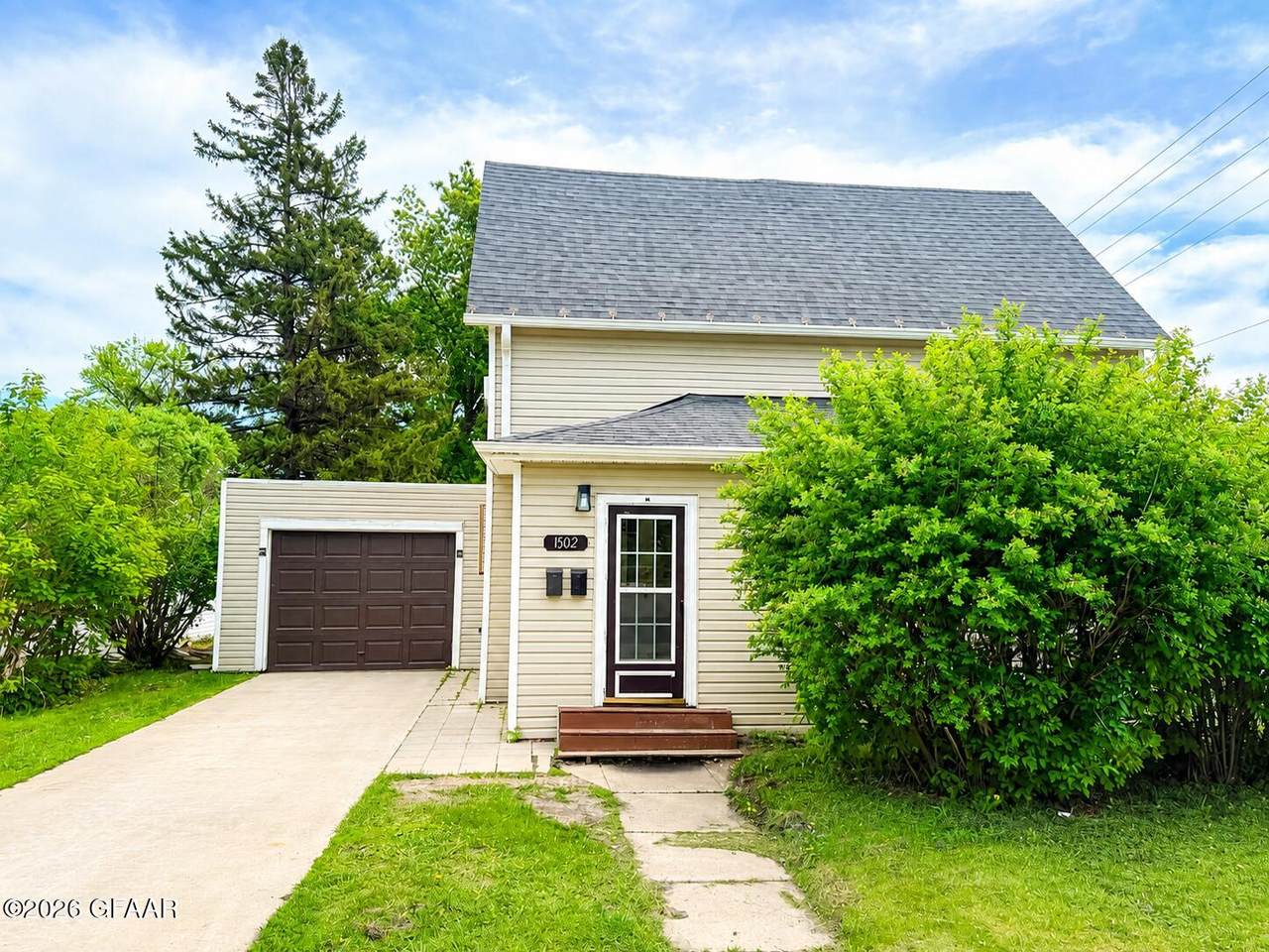 1502 N 4Th Street - Photo 1