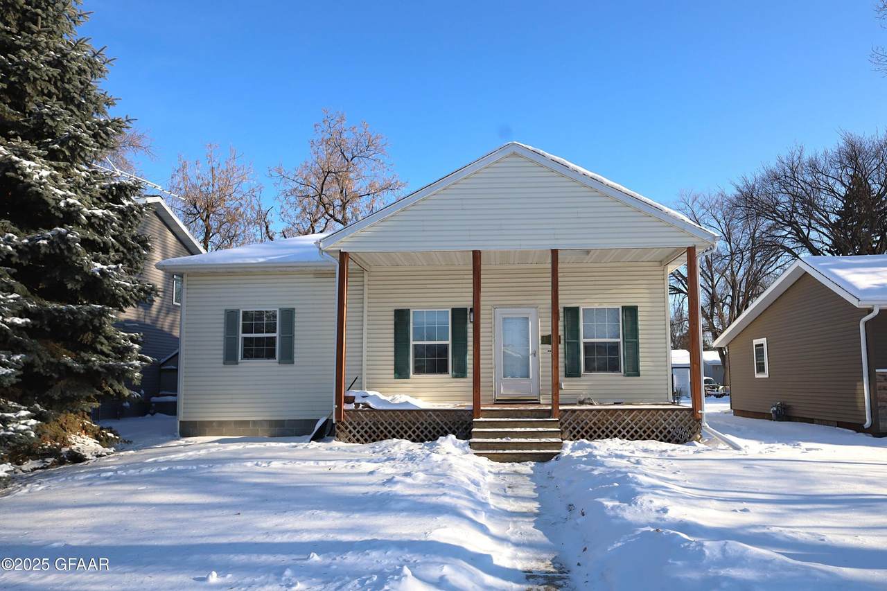 1518 N 5Th Street - Photo 1