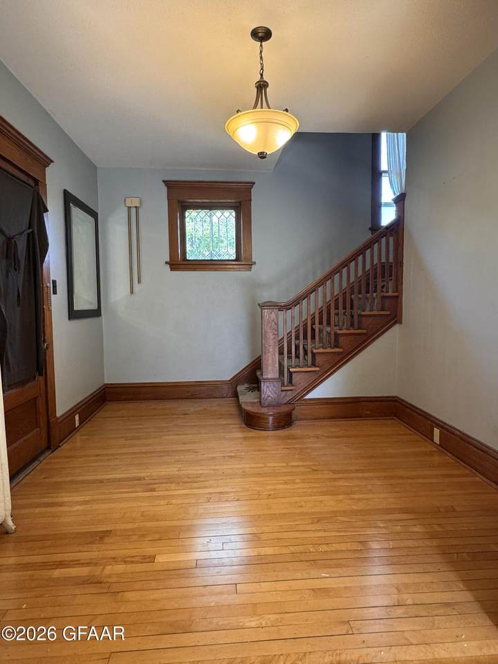 https://bt-photos.global.ssl.fastly.net/grandforks/1280_boomver_1_26-1049-2.jpg