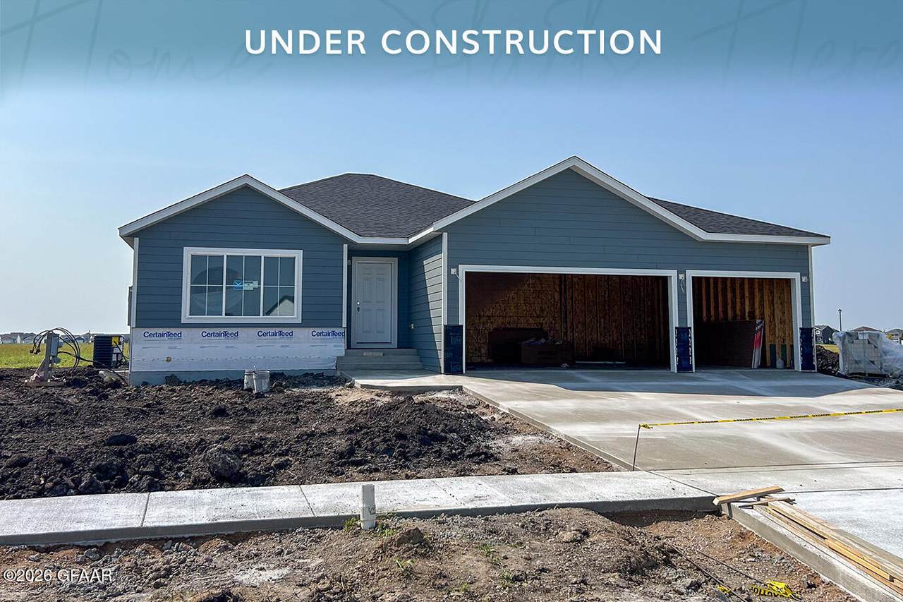 465 Wren Drive - Photo 1