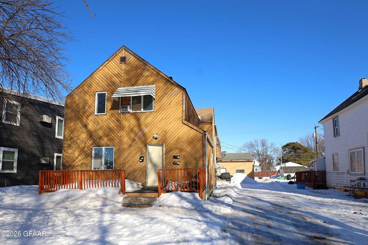 820 N 6Th Street - Photo 1