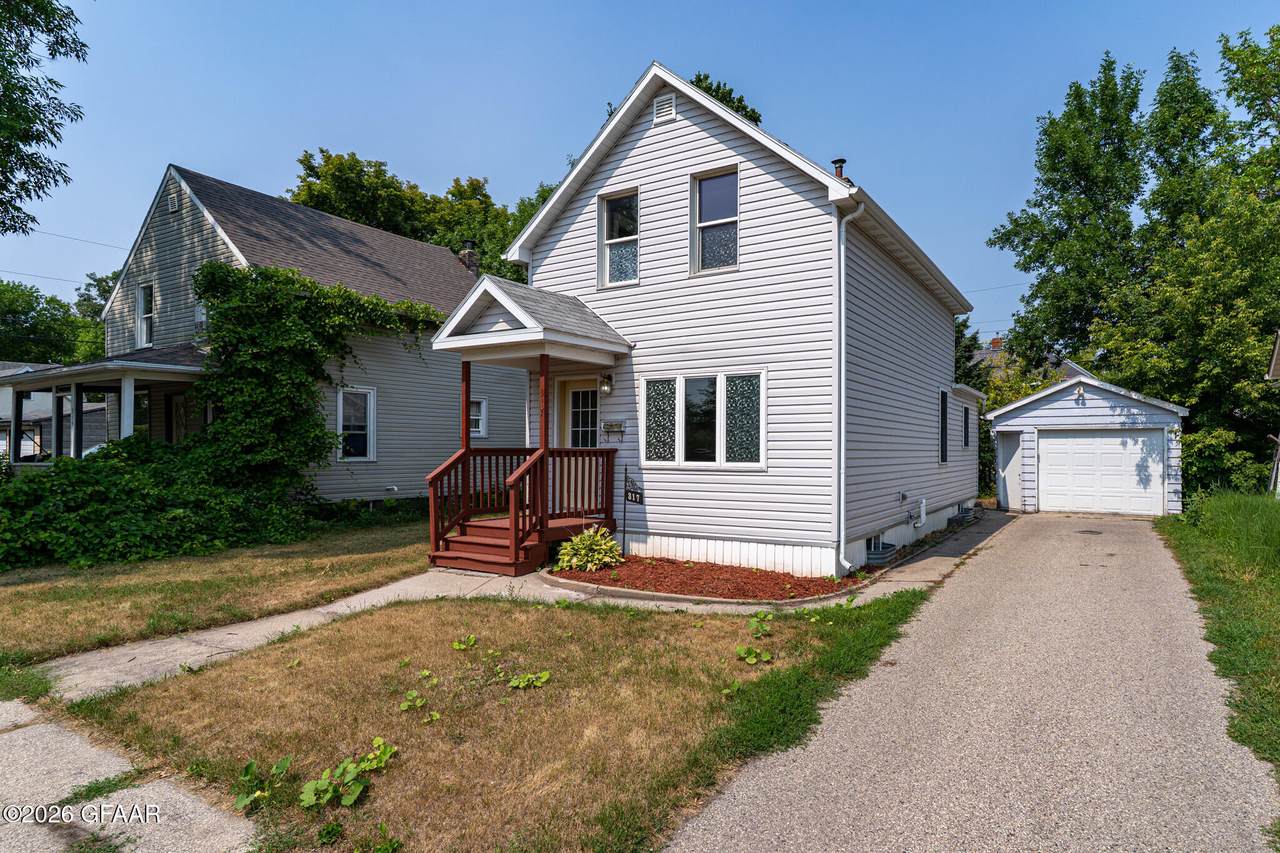 317 Hurlbut Street - Photo 1