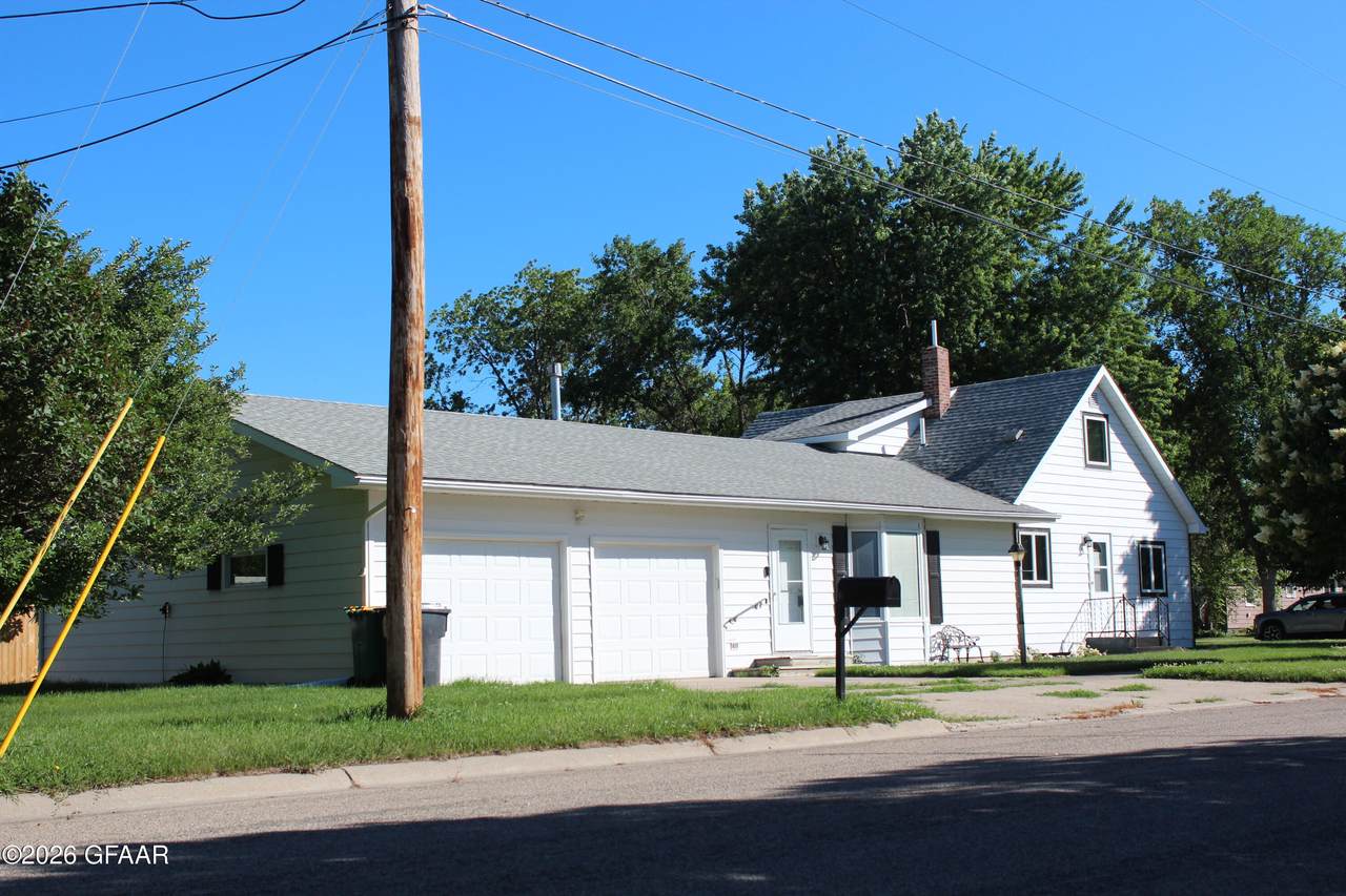 https://bt-photos.global.ssl.fastly.net/grandforks/1280_boomver_2_26-332-2.jpg