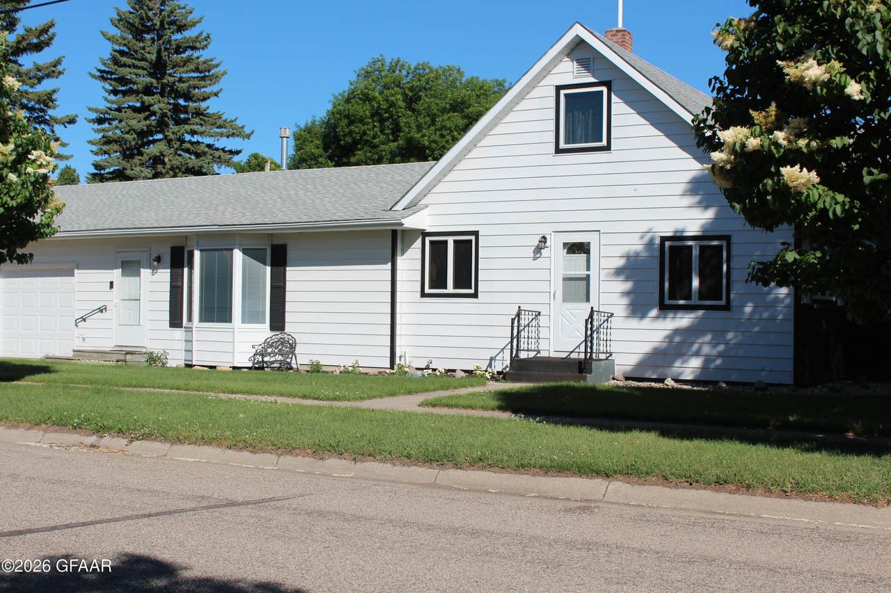 https://bt-photos.global.ssl.fastly.net/grandforks/1280_boomver_2_26-332-2.jpg