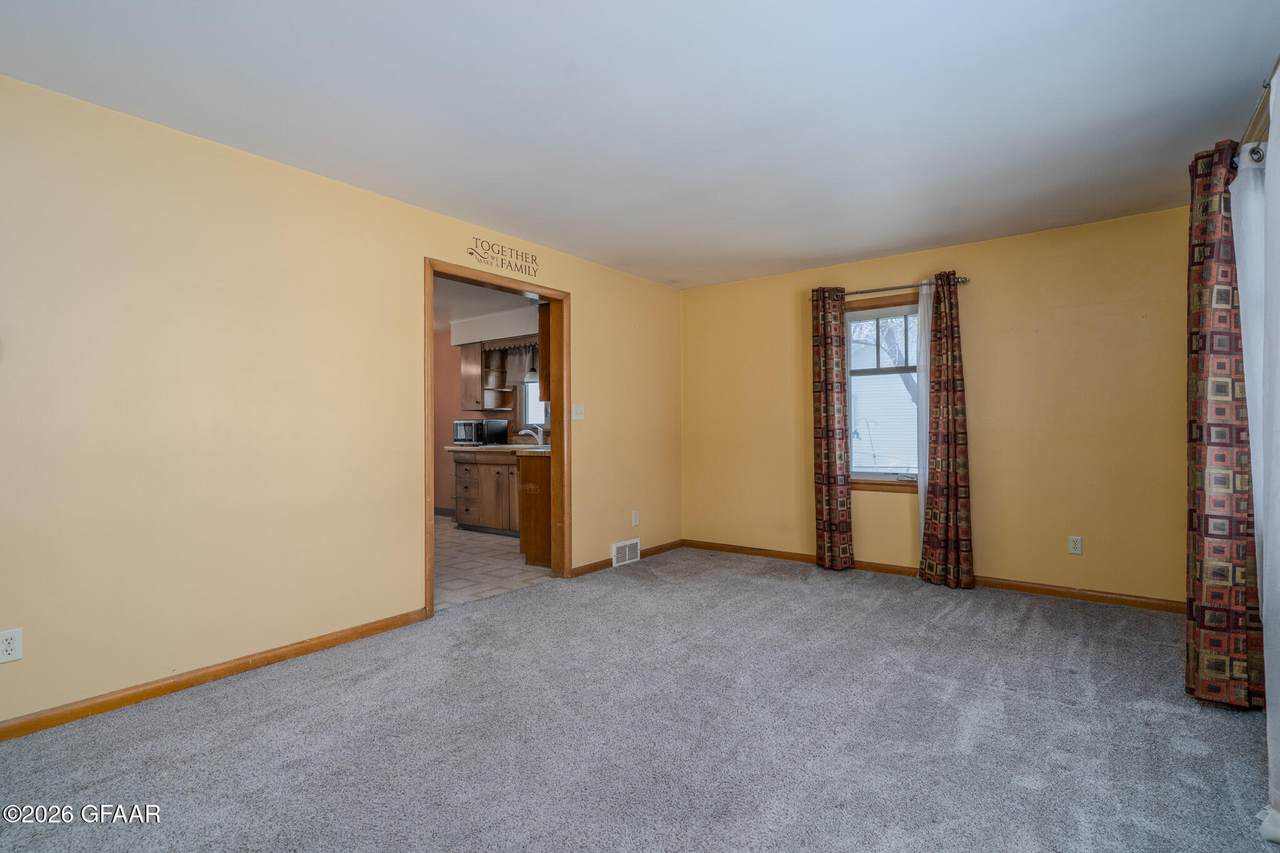 https://bt-photos.global.ssl.fastly.net/grandforks/1280_boomver_2_26-633-2.jpg