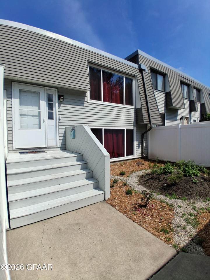 910 N 39Th Street - Photo 1