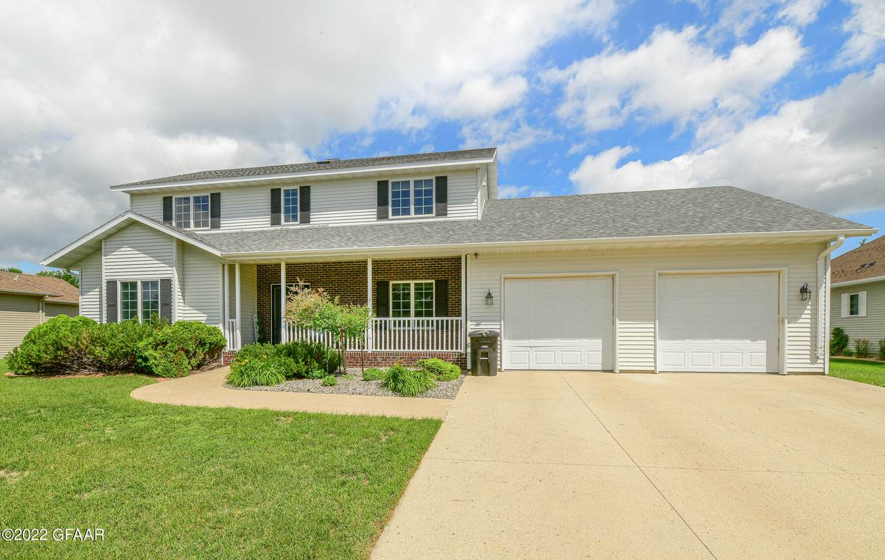 3496 Prairie Drive - Photo 1