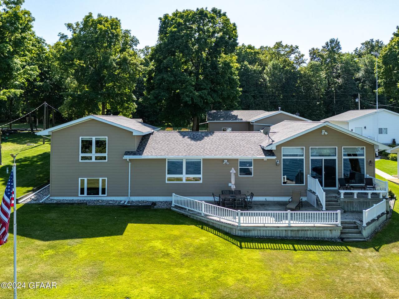 15672 N Trinity Pt - Photo 1