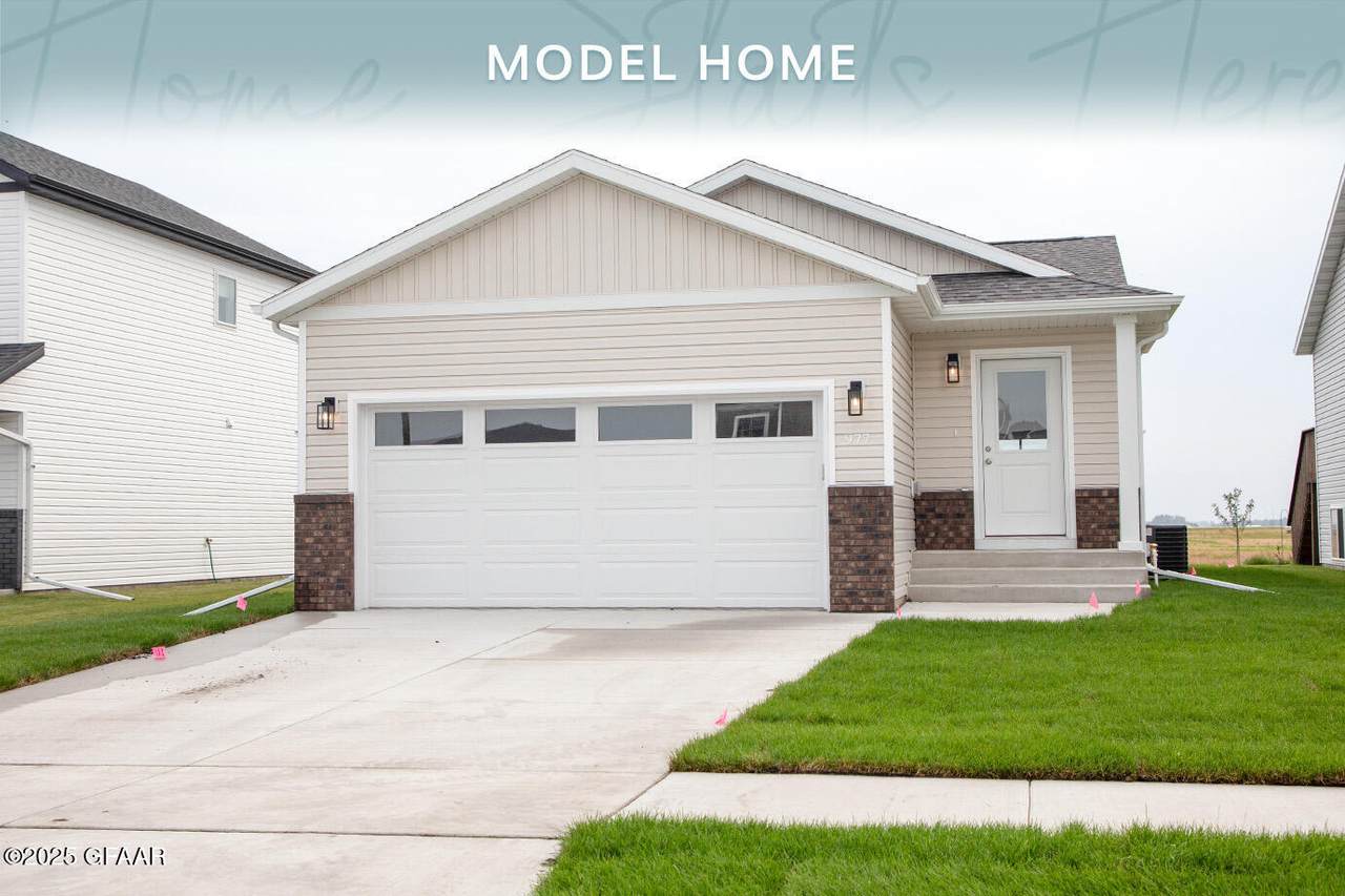 977 David Drive - Photo 1