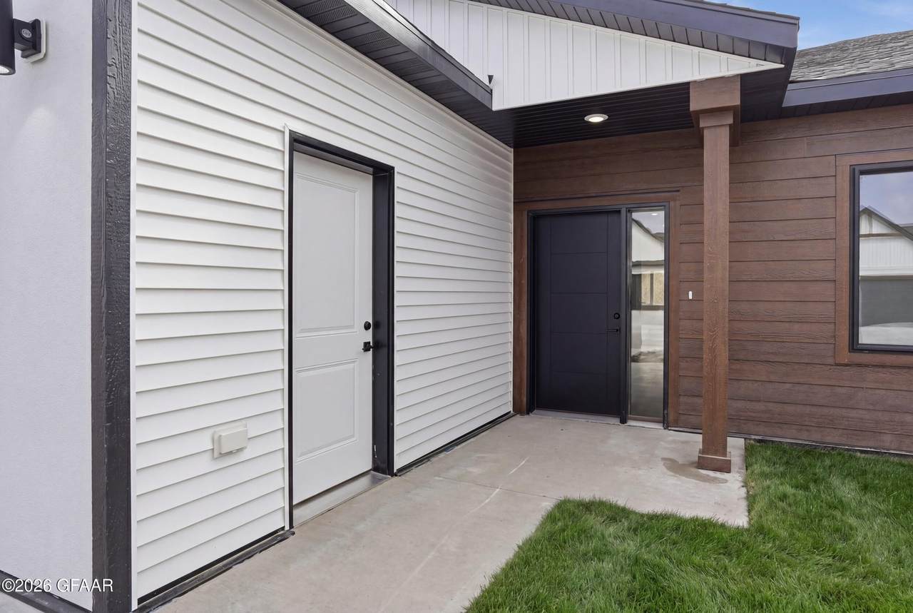 https://bt-photos.global.ssl.fastly.net/grandforks/1280_boomver_3_25-1521-2.jpg