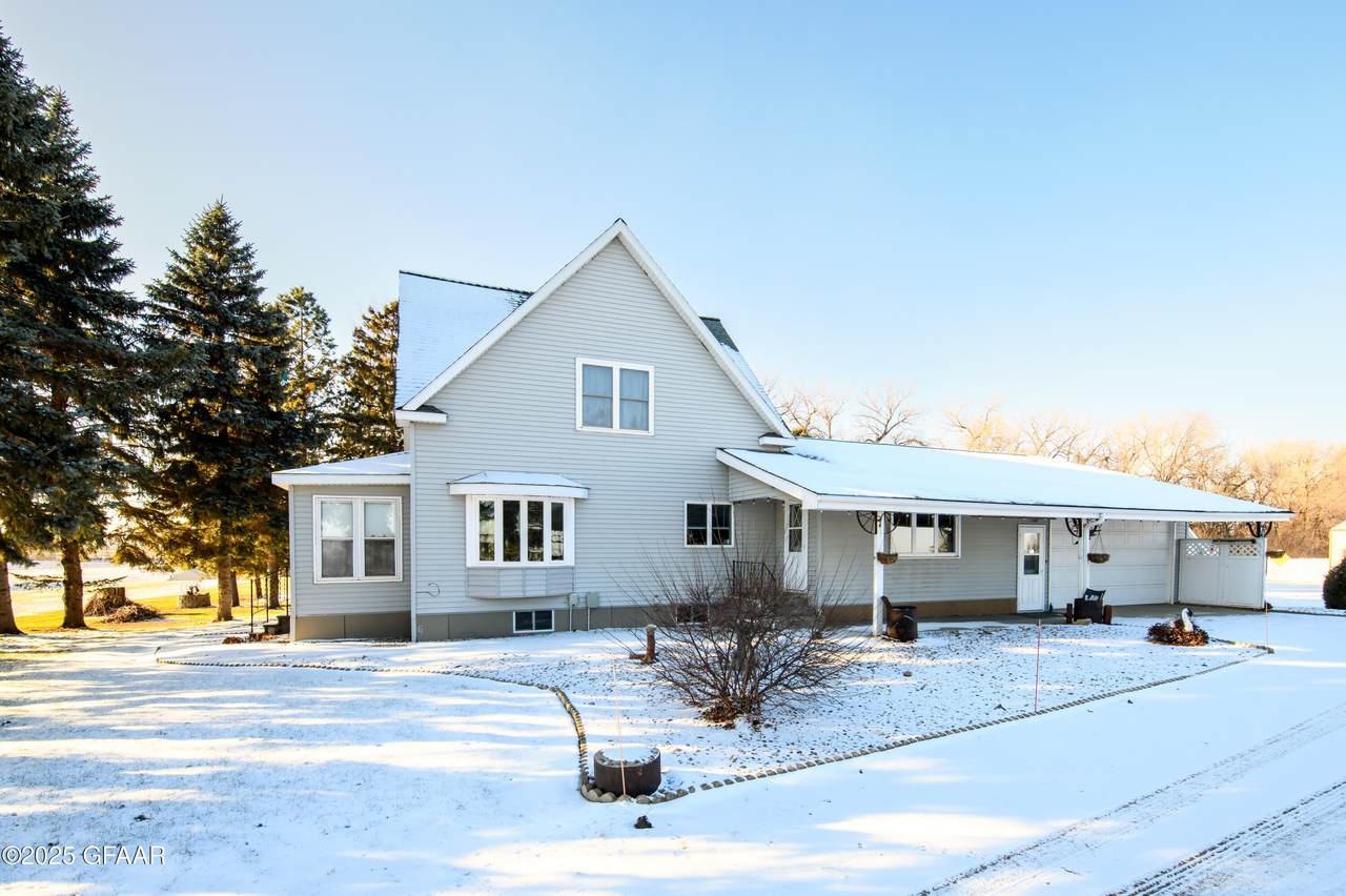 https://bt-photos.global.ssl.fastly.net/grandforks/1280_boomver_3_25-1745-2.jpg
