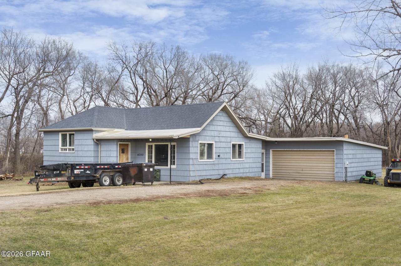 4350 Columbia Road - Photo 1