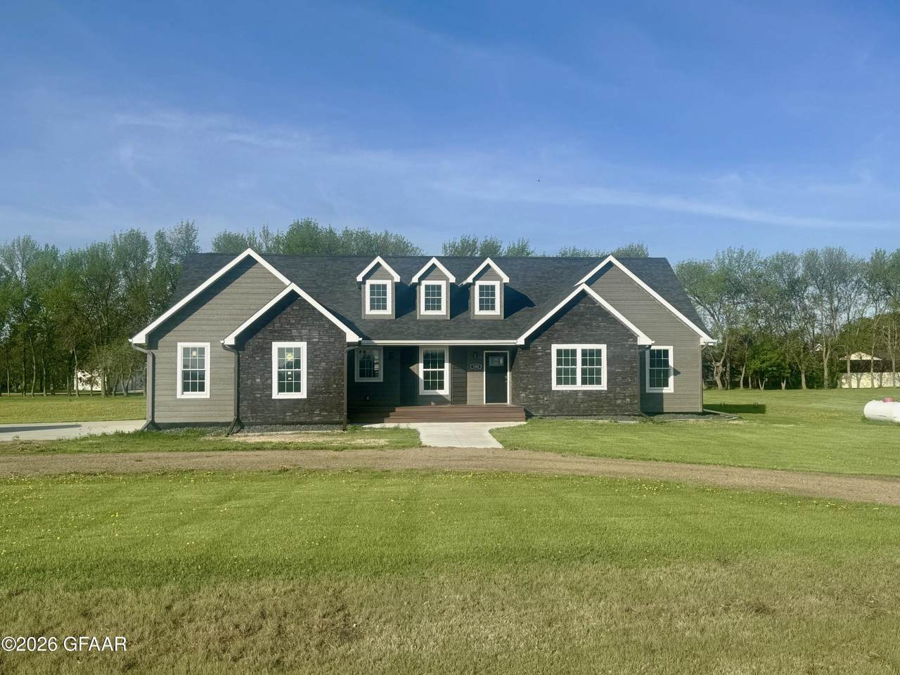 1082 Cliffs Place - Photo 1
