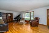 2215 Cottonwood Street - Photo 4
