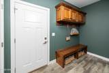 1579 Kings View Dr - Photo 18