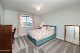 1579 Kings View Dr - Photo 30