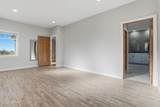 1586 Kings View Drive - Photo 17