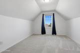 1586 Kings View Drive - Photo 25