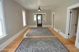 611 Walsh Street - Photo 12