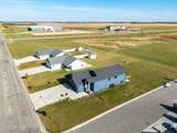 1600 Barrette Street - Photo 35