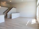 1729 Tobi Lane - Photo 14